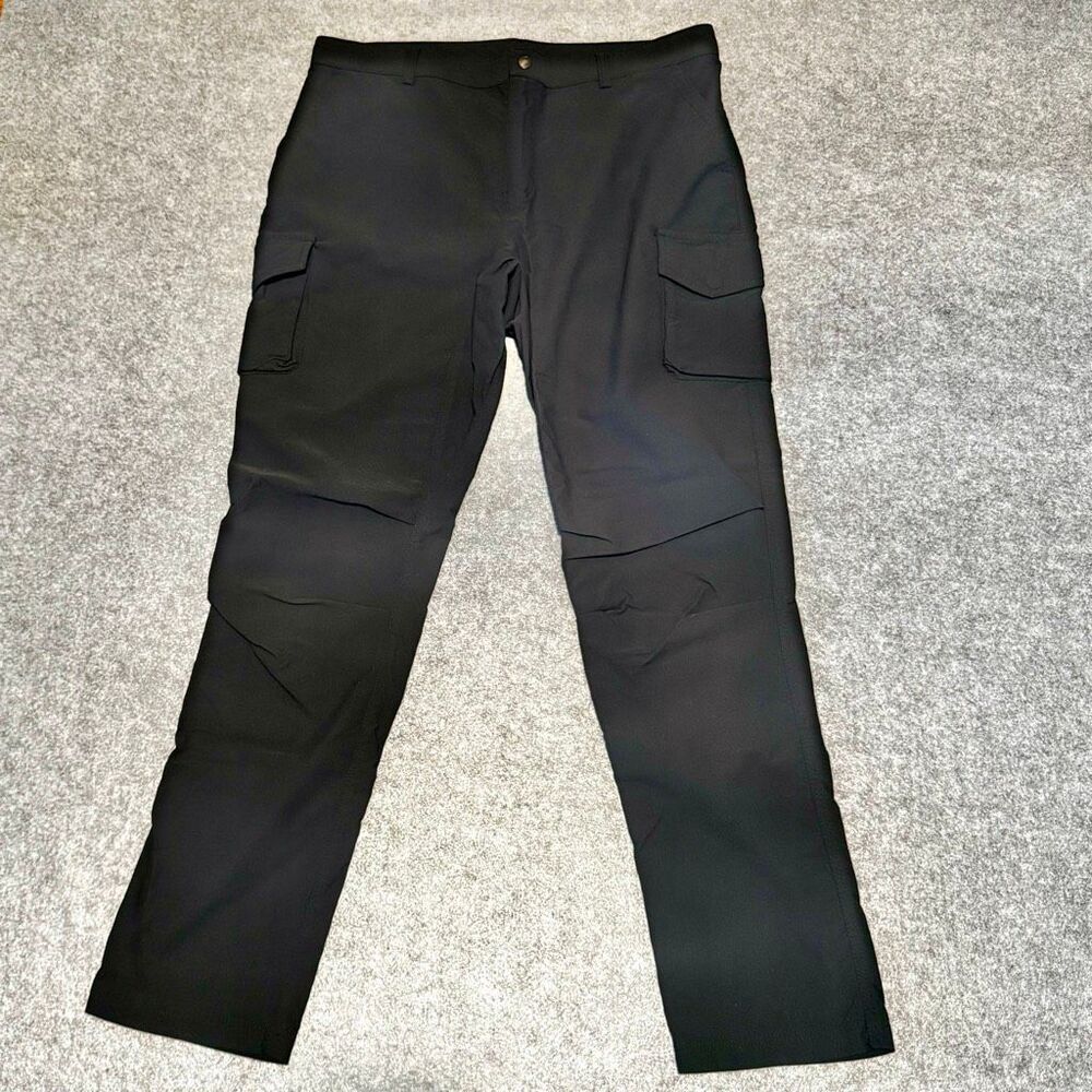 66 Degrees North Iceland Reykjavik Cargo Pants. Black. Size Large.